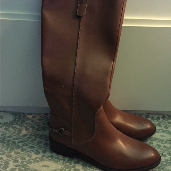 Shoes - NWOT riding boots